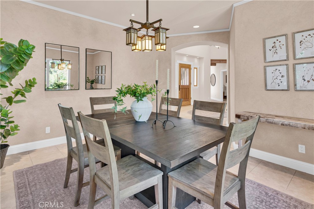 117 Frontier Way Templeton, CA 93465 - Photo 23 of 57 Kitchen