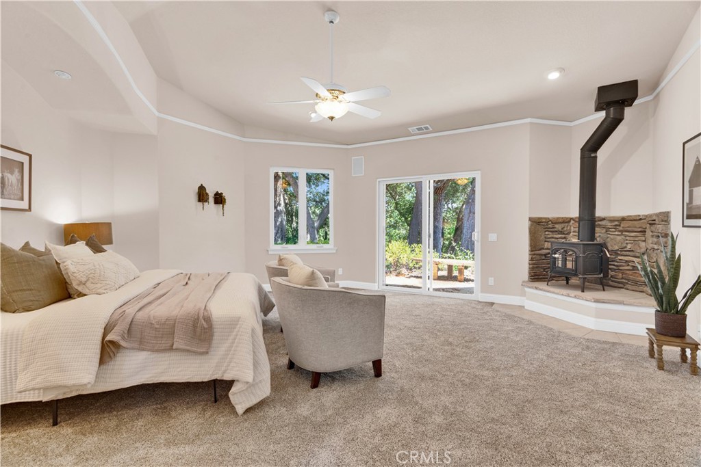 117 Frontier Way Templeton, CA 93465 - Photo 25 of 57 Master suite