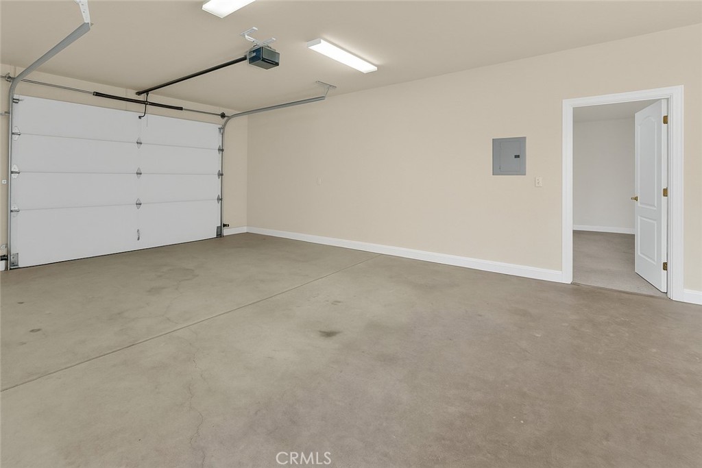 117 Frontier Way Templeton, CA 93465 - Photo 42 of 57 3-gar garage
