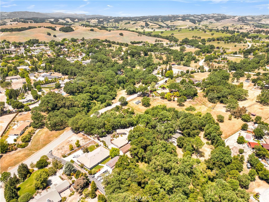 117 Frontier Way Templeton, CA 93465 - Photo 55 of 57 Aerial