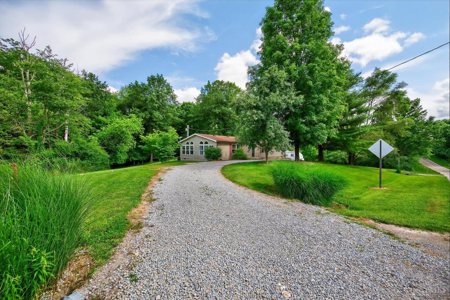 3904 Glady Road Blanchester, OH 45107 - Photo 3 of 38 Gallery Image 3