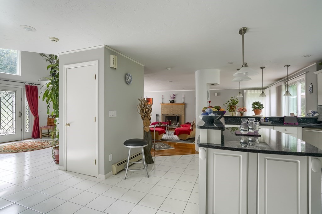 32 Parsonage Hill Road Haverhill, MA 01832 - Photo 11 of 41 Gallery Image 11