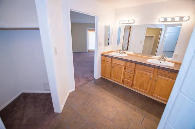 $1,500 | 4864 Loma Loop, Sierra Vista, AZ 85635