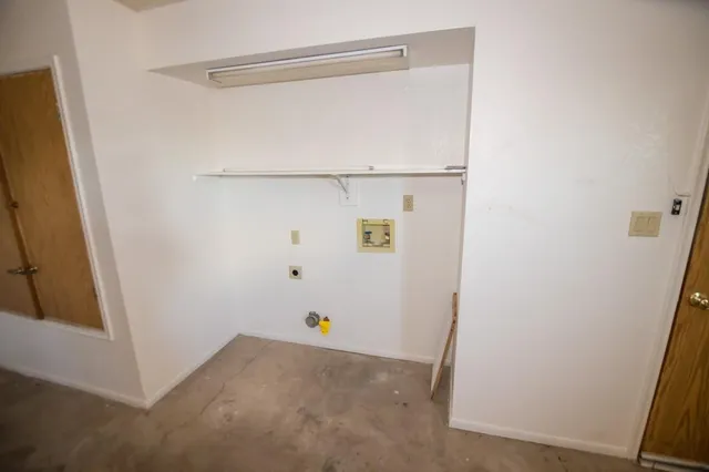 $1,500 | 4864 Loma Loop, Sierra Vista, AZ 85635