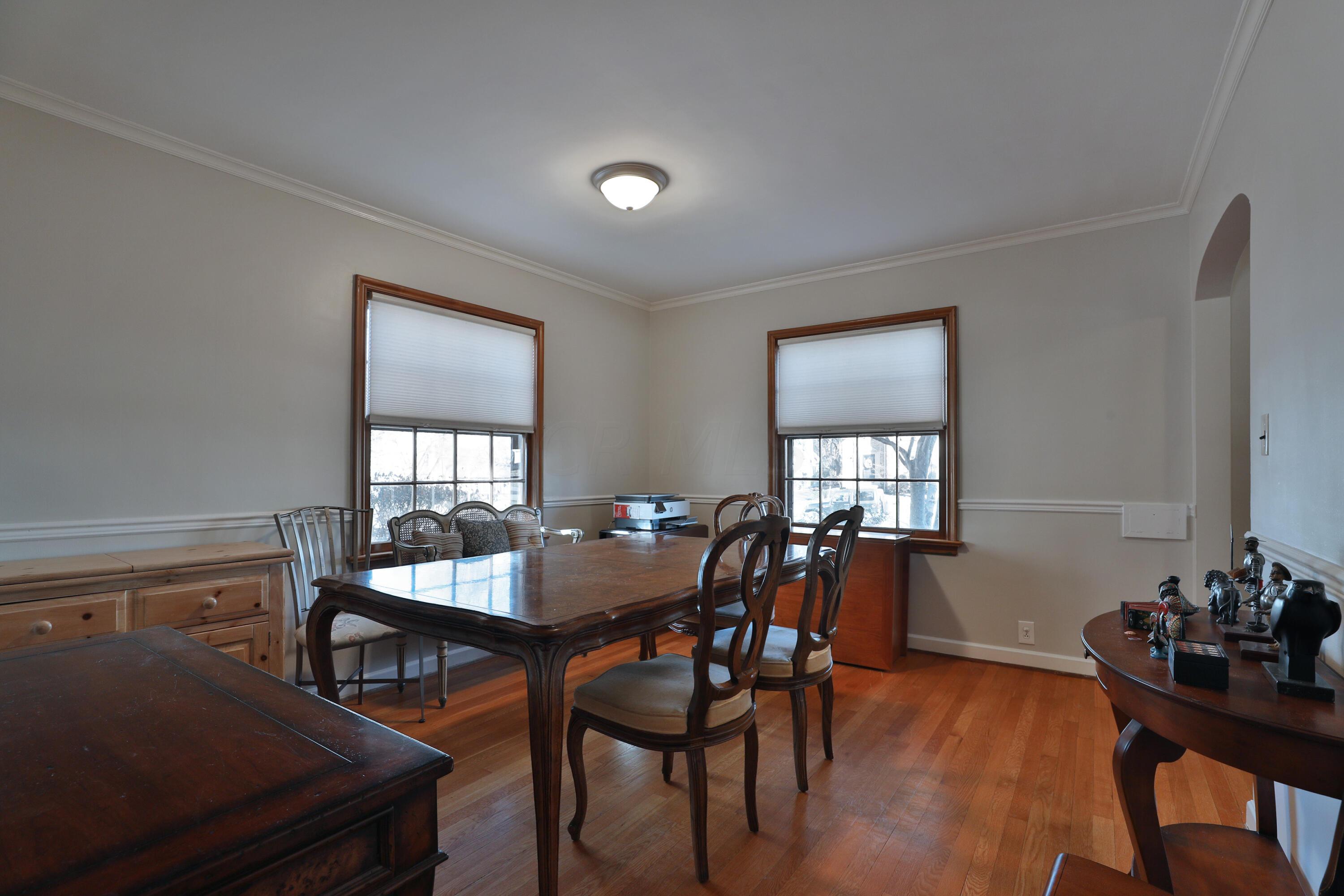 207 West Cooke Road Columbus, OH 43214 - Photo 8 of 33 207-W-Cooke-08