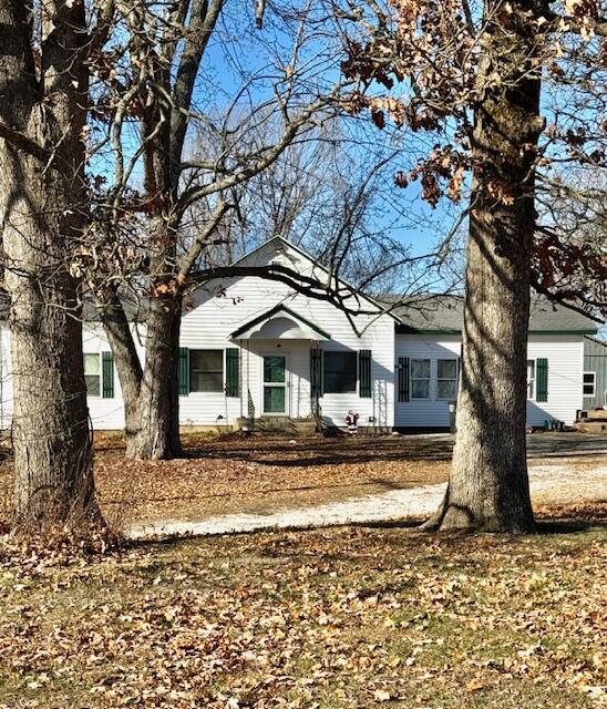 4403 South 160th Road Bolivar, MO 65613 - Photo 1 of 1 front view