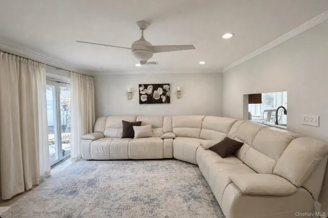 $879,000 | 155 Alexander Avenue, Nesconset, NY 11767