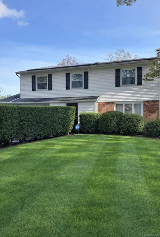 $879,000 | 155 Alexander Avenue, Nesconset, NY 11767