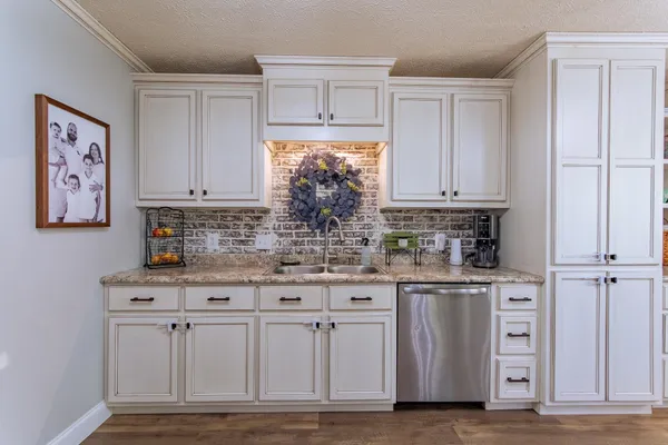 $369,000 | 180 Horner Drive, Selmer, TN 38375