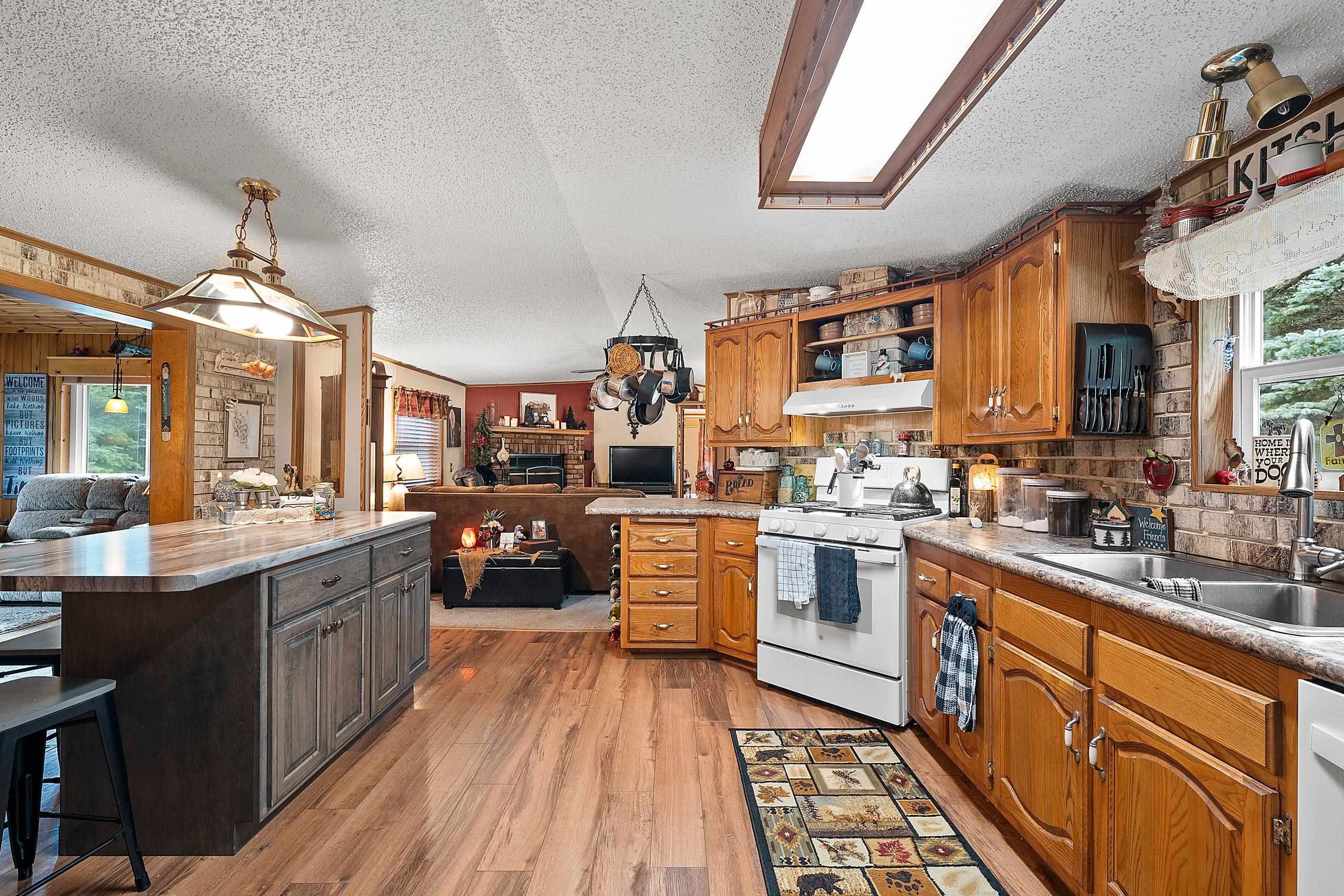W11101 Sunset Valley Road Crivitz, WI 54114 - Photo 27 of 44 Gallery Image 27