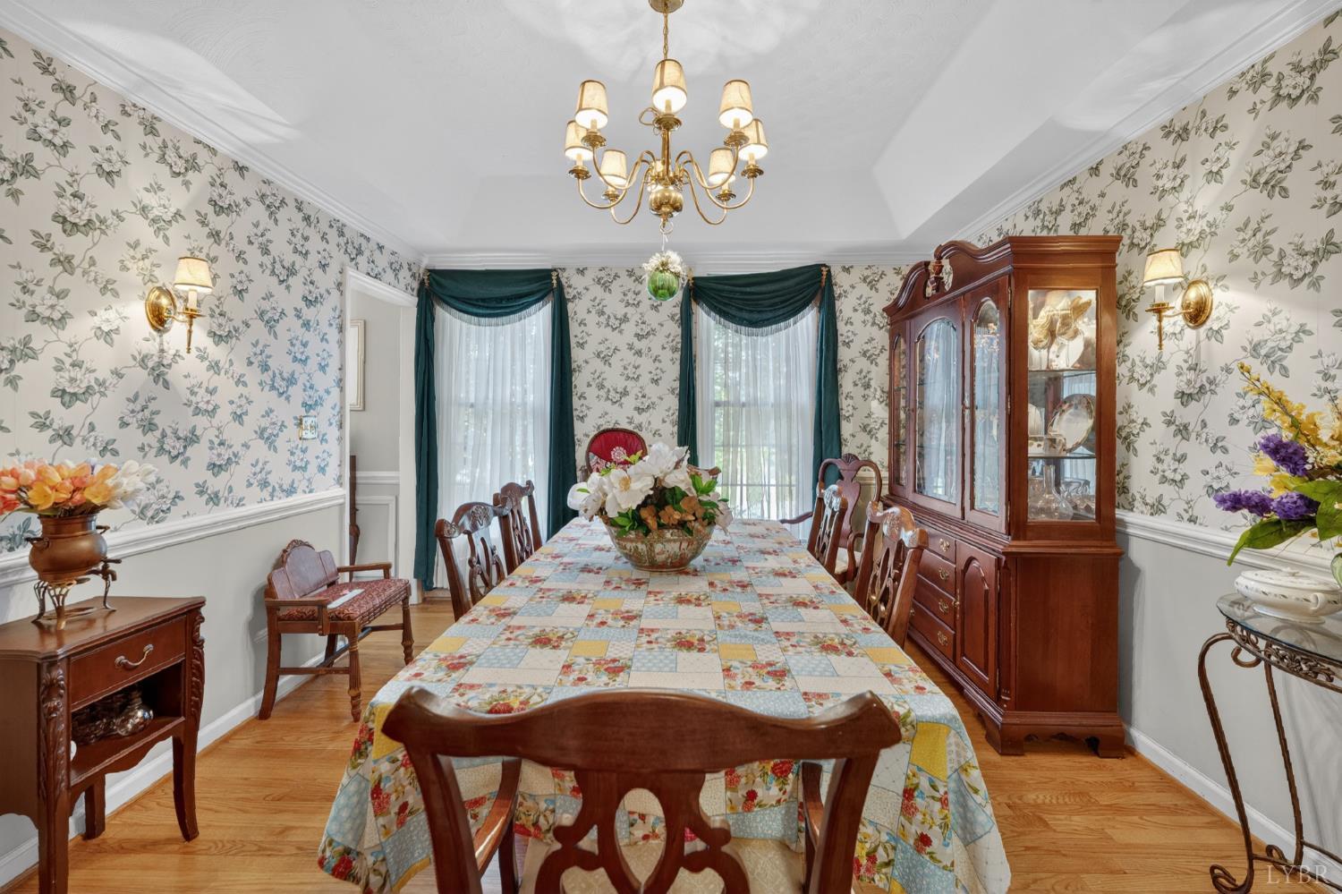 24 Queen Regent Court Blue Ridge, VA 24064 - Photo 4 of 73