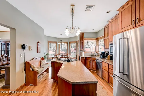 $610,000 | 103 Meadow Creek Road, Clarks Summit, PA 18411