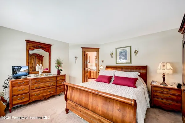 $610,000 | 103 Meadow Creek Road, Clarks Summit, PA 18411