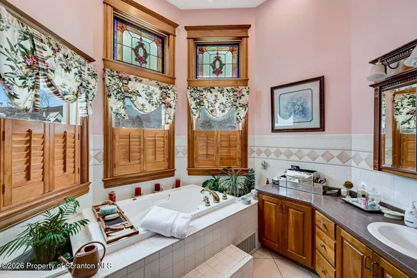 $610,000 | 103 Meadow Creek Road, Clarks Summit, PA 18411