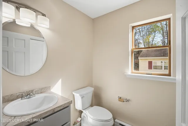 $395,000 | 1222 Rural Court, Stroudsburg, PA 18360