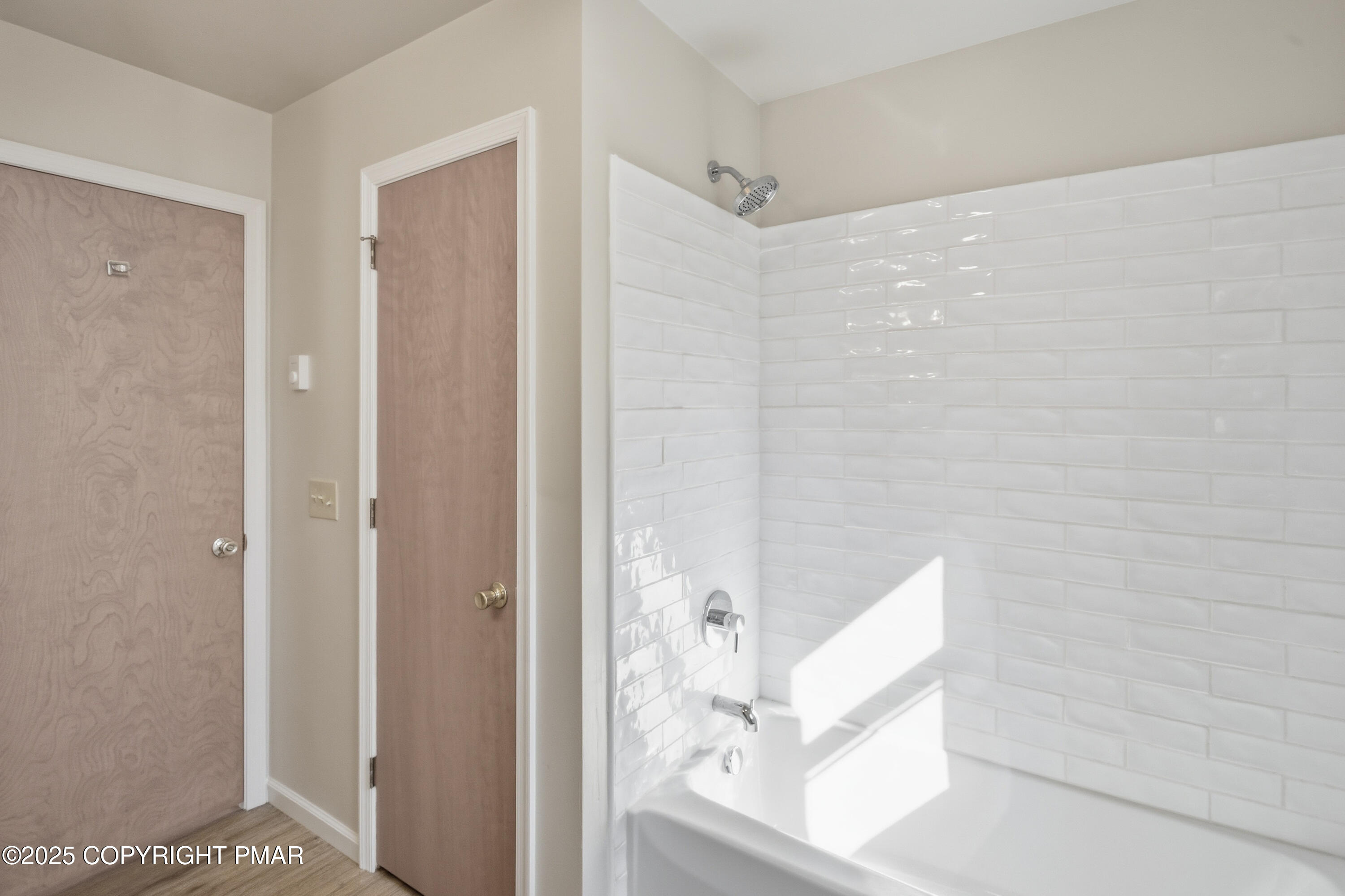 1222 Rural Court Stroudsburg, PA 18360 - Photo 32 of 42 Hall bath