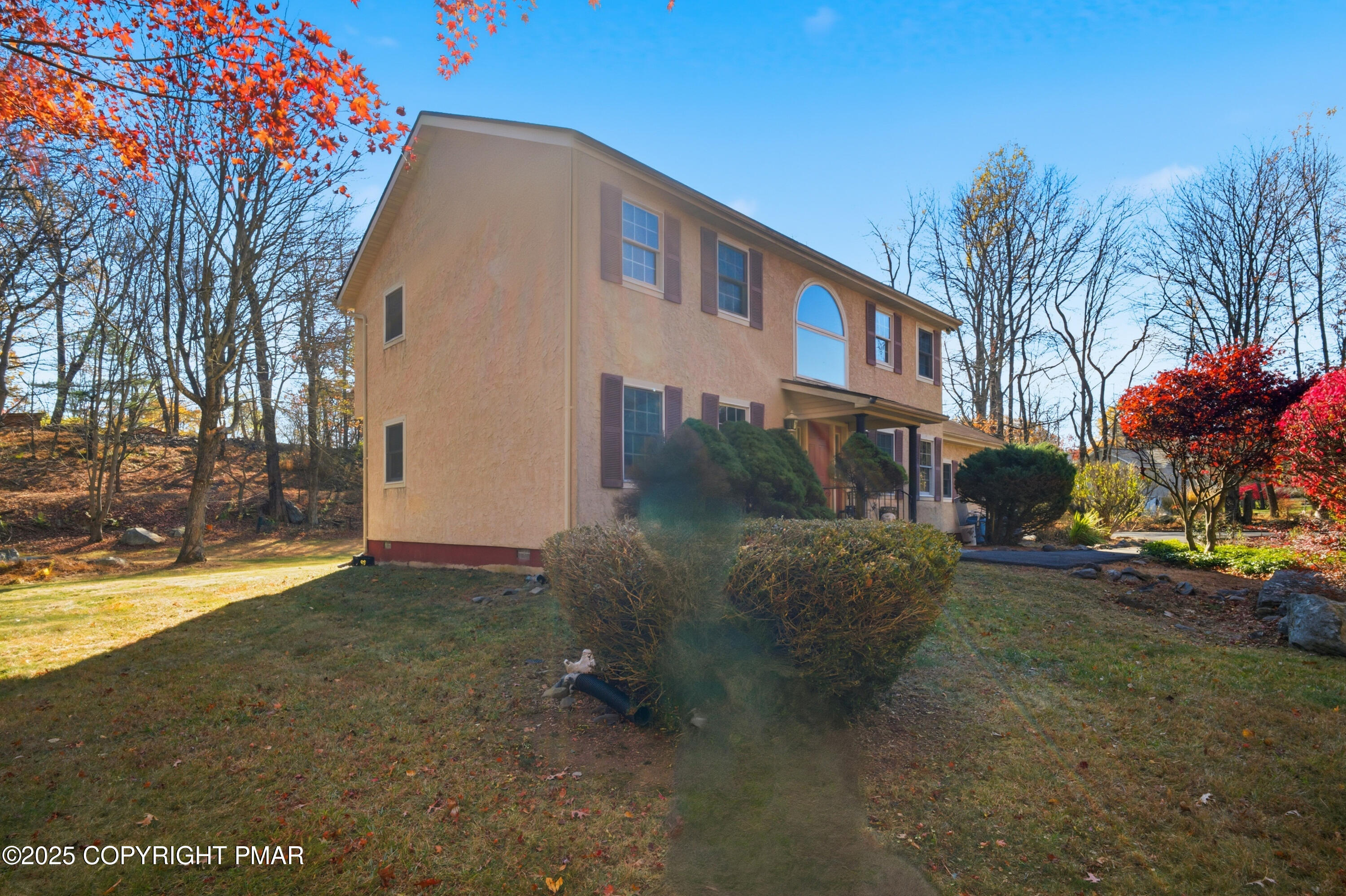 1222 Rural Court Stroudsburg, PA 18360 - Photo 37 of 42 Side