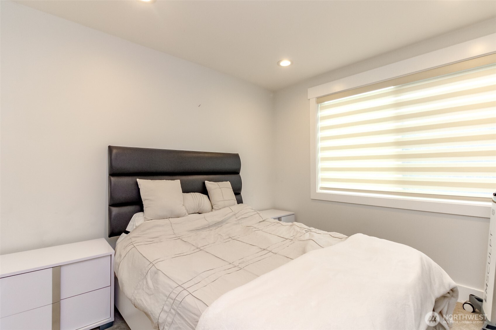 2000 Northeast 27th Street Renton, WA 98056 - Photo 23 of 39 Gallery Image 23