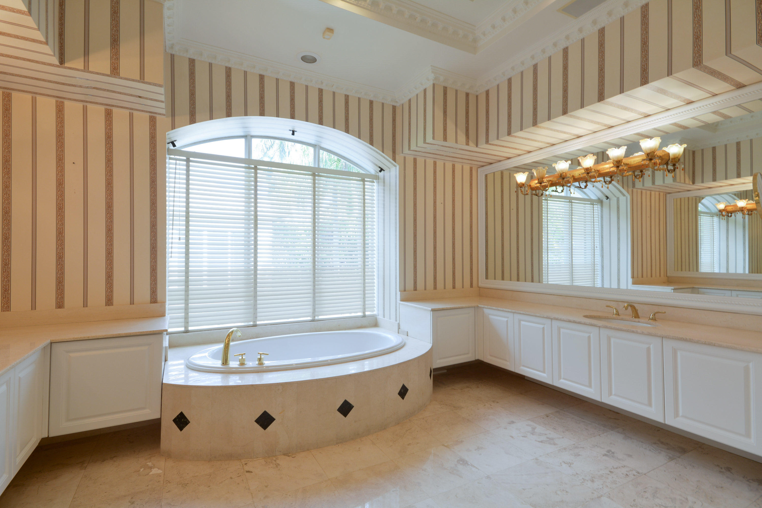 3786 Northwest 52nd Street Boca Raton, FL 33496 - Photo 15 of 32 Master Bathroom
