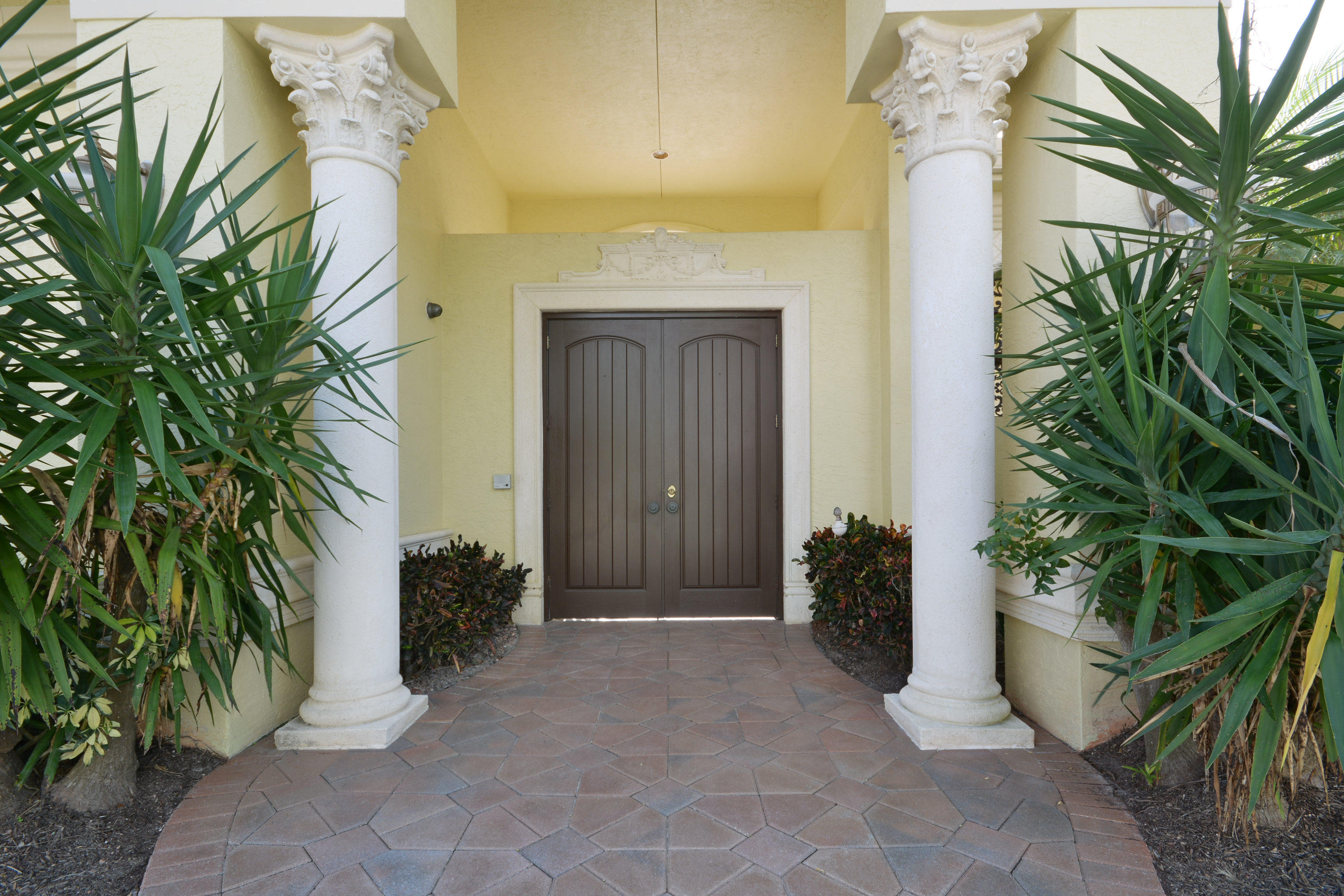 3786 Northwest 52nd Street Boca Raton, FL 33496 - Photo 3 of 32 Entry to Courtyard