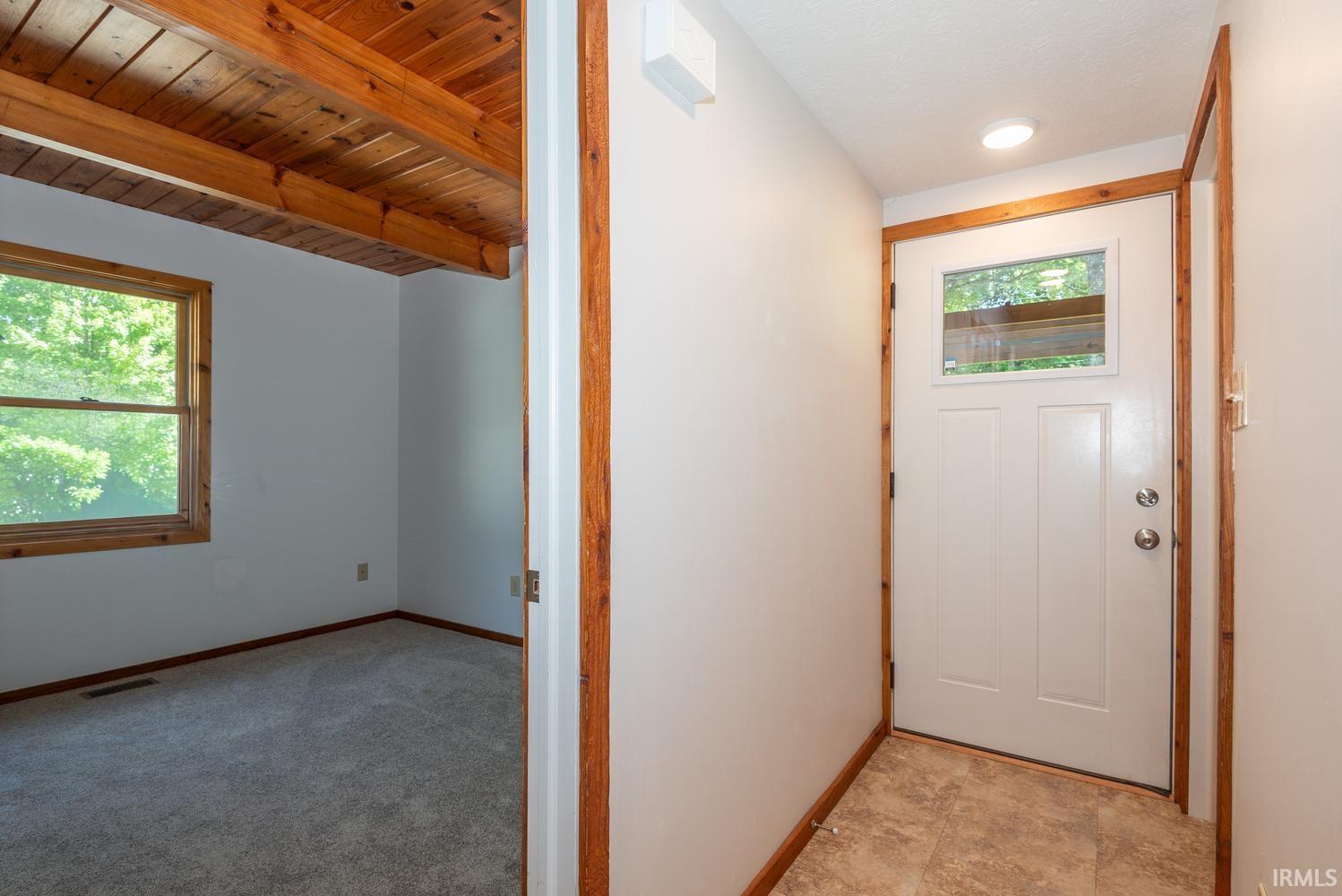 3850 South Snoddy Road Bloomington, IN 47401 - Photo 3 of 36 Gallery Image 3