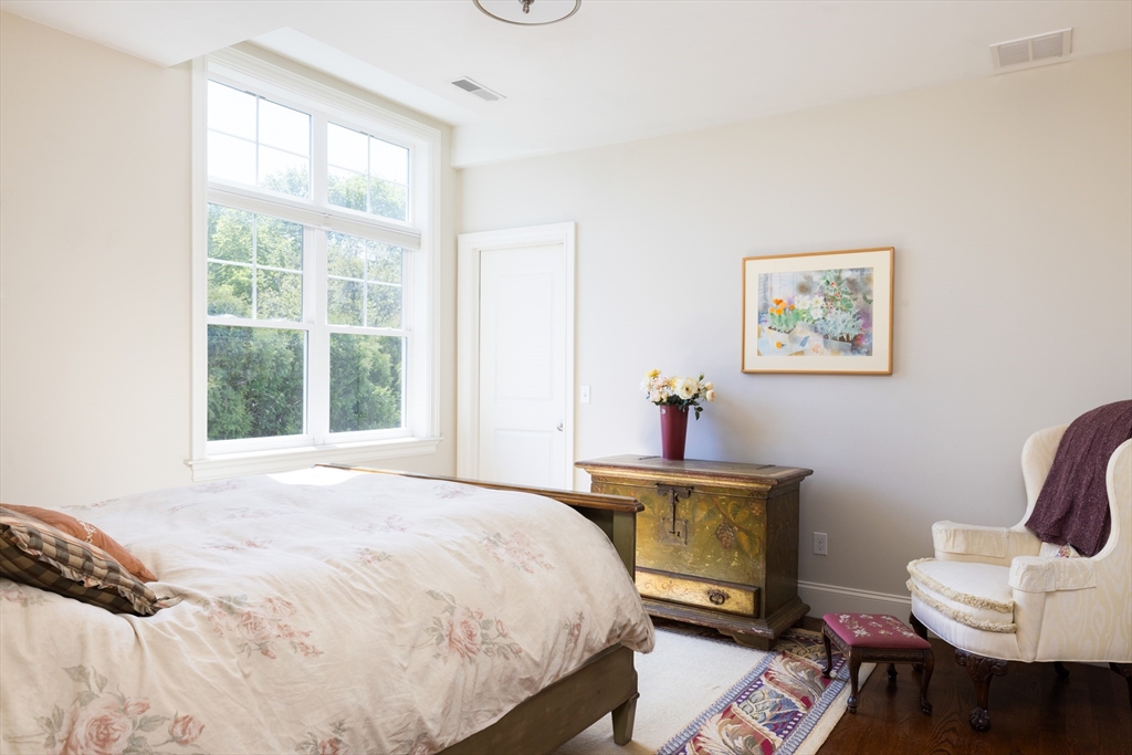 39 Charles Street, Unit A Newton, MA 02466 - Photo 11 of 21