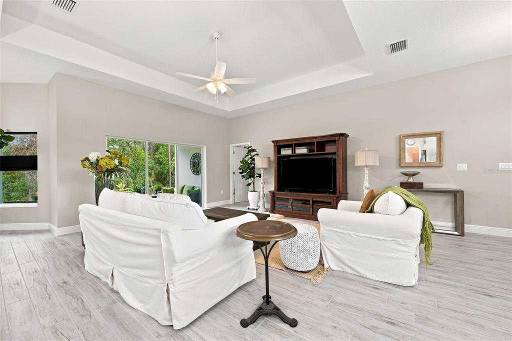 15450 Cliff Swallow Road Weeki Wachee, FL 34614 - Photo 8 of 50 Gallery Image 8