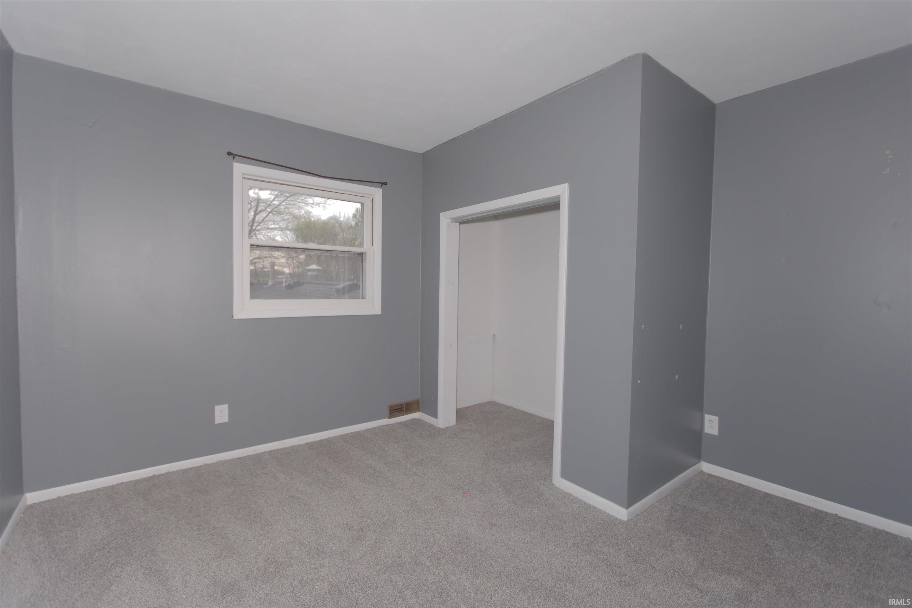 515 East Riverside Road Huntington, IN 46750 - Photo 25 of 29 Gallery Image 25