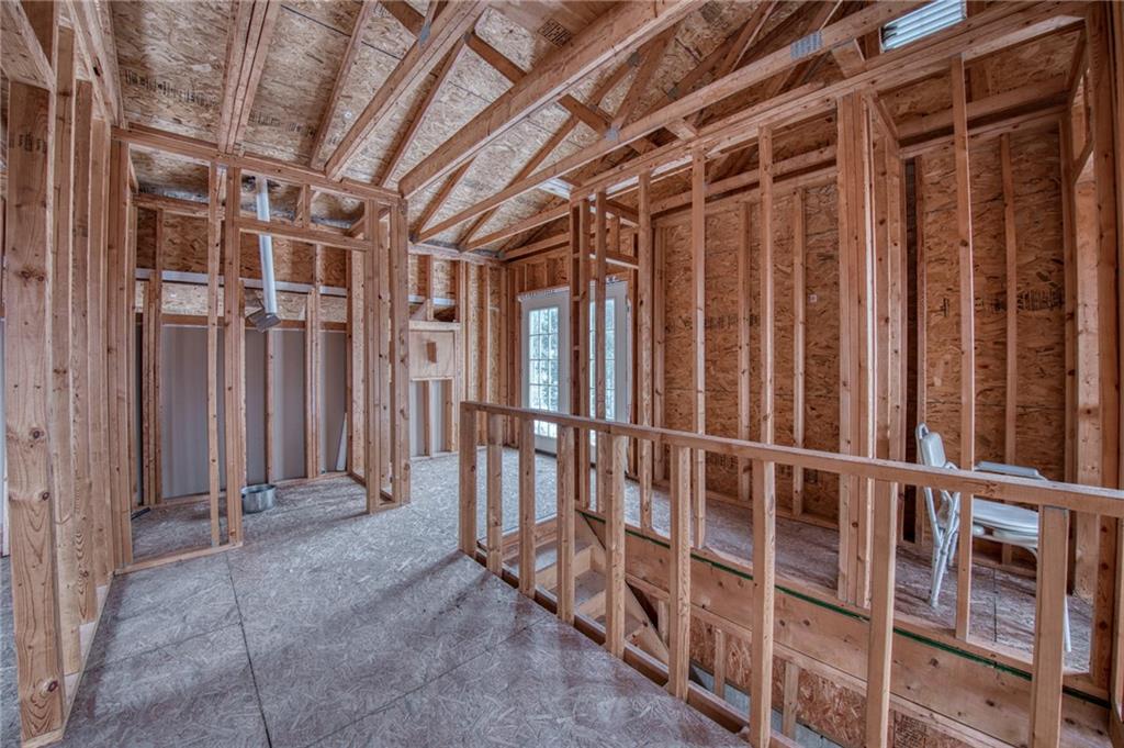 787 Branchton Road Boyers, PA 16020 - Photo 13 of 21 Hallway