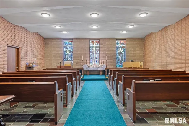 $400,000 | 400 West Morgan Street, Jacksonville, IL 62650