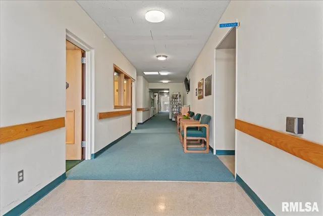 $400,000 | 400 West Morgan Street, Jacksonville, IL 62650