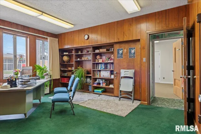 $400,000 | 400 West Morgan Street, Jacksonville, IL 62650