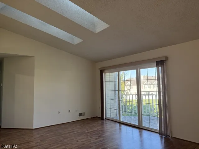 $399,900 | 2104 Doolittle Drive, Unit 2104, Bridgewater, NJ 08807