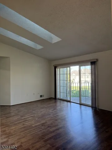 $399,900 | 2104 Doolittle Drive, Unit 2104, Bridgewater, NJ 08807