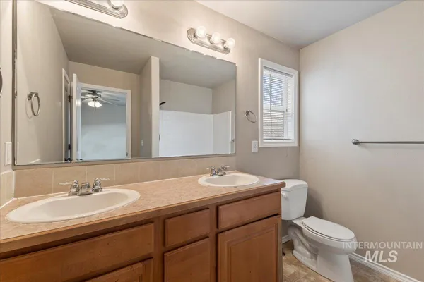 $324,900 | 627 Prince, Wilder, ID 83676