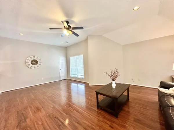 $2,700 | 1502 Sheffield Drive, Missouri City, TX 77459