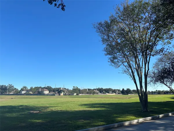 $2,700 | 1502 Sheffield Drive, Missouri City, TX 77459