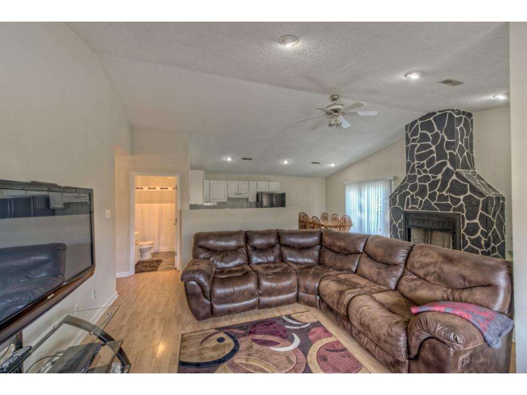 1379 Big Springs Road Bluff City, TN 37618 - Photo 5 of 26 Photo 5