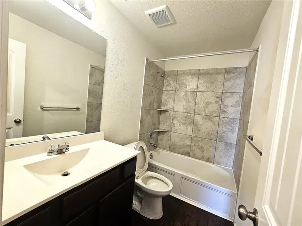 $2,450 | 17439 Chester Valley Trail, Hockley, TX 77447