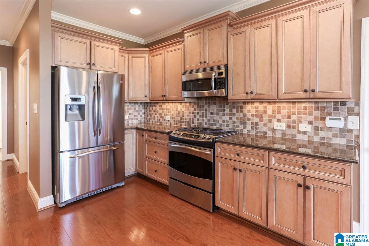 382 Oxford Way Pelham, AL 35124 - Photo 17 of 44