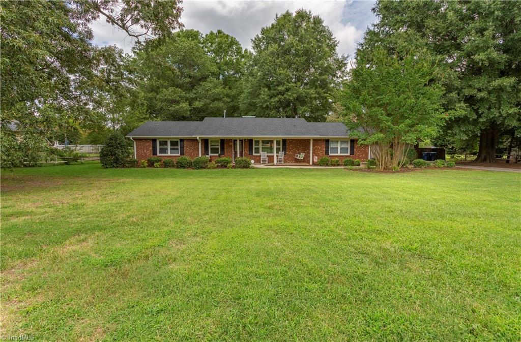3303 Oak Ridge Road Summerfield, NC 27358 - Photo 2 of 30