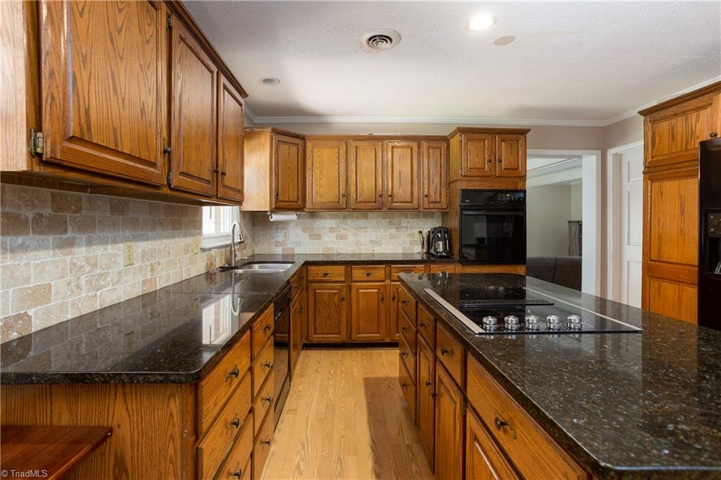 3303 Oak Ridge Road Summerfield, NC 27358 - Photo 12 of 30