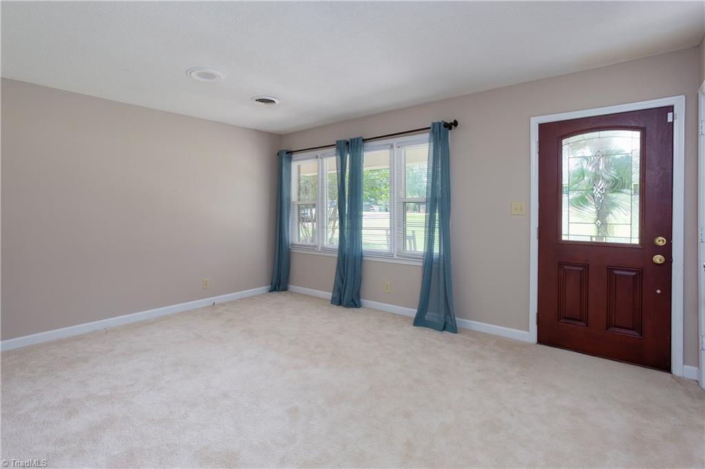 3303 Oak Ridge Road Summerfield, NC 27358 - Photo 6 of 30