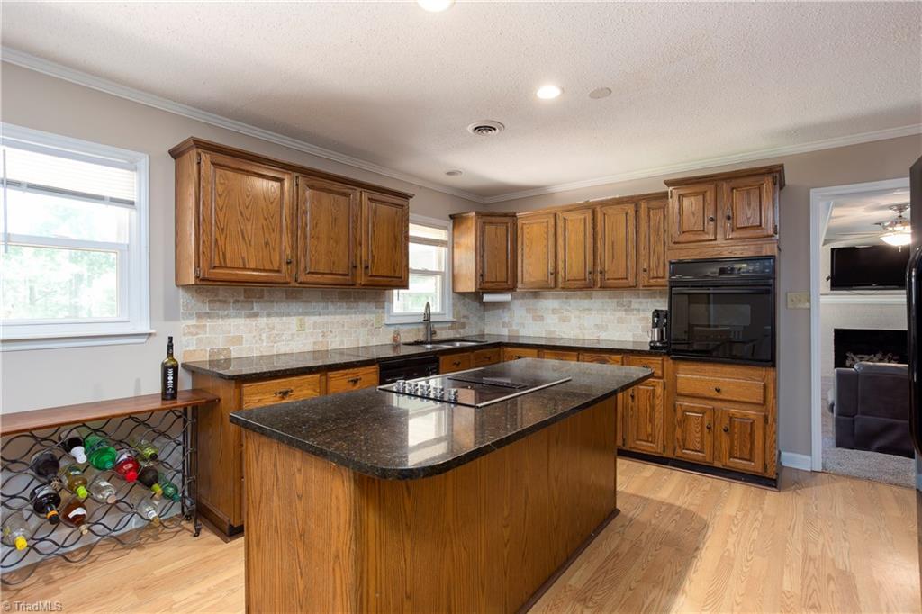 3303 Oak Ridge Road Summerfield, NC 27358 - Photo 10 of 30