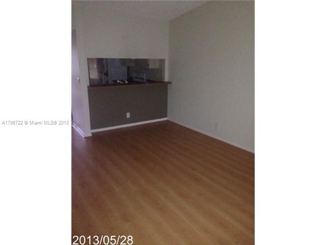 9923 Three Lakes Circle, Unit 13H Boca Raton, FL 33428 - Photo 4 of 10