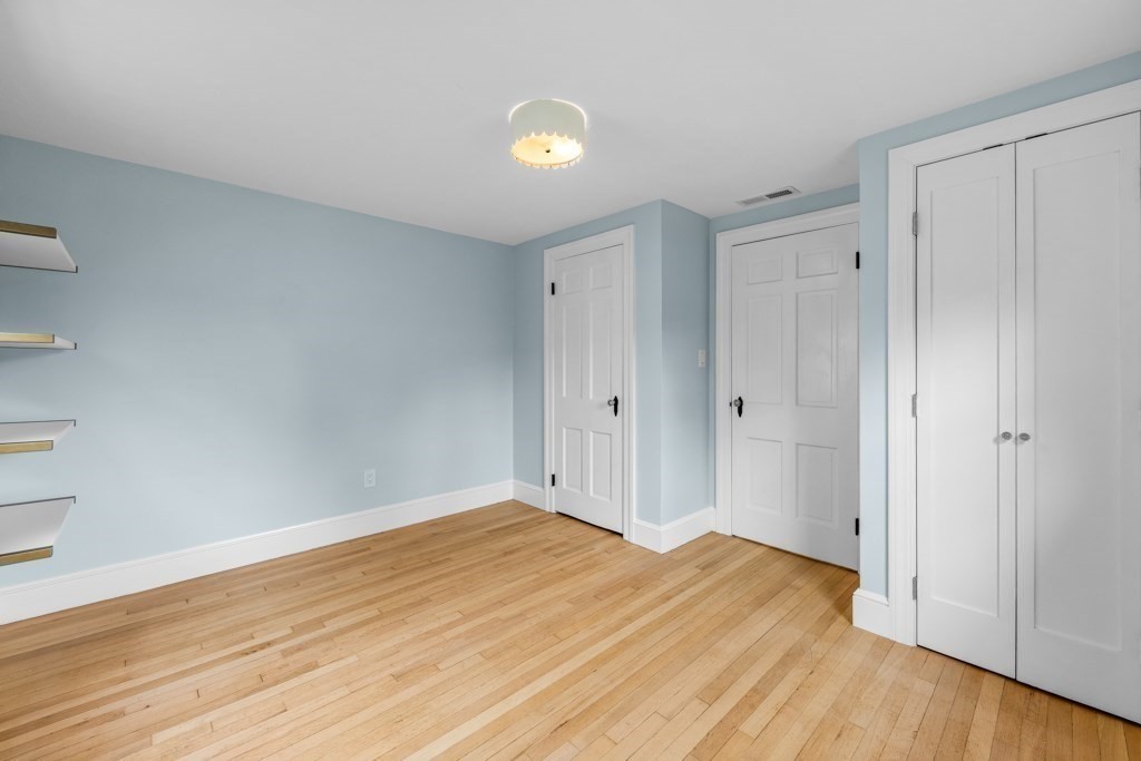 127 Prospect Street Wellesley, MA 02481 - Photo 28 of 40