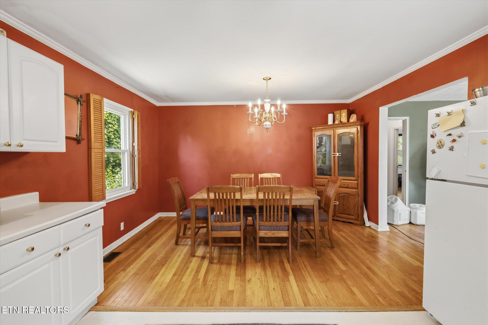 104 Scott Lane Oak Ridge, TN 37830 - Photo 11 of 20 Dining room