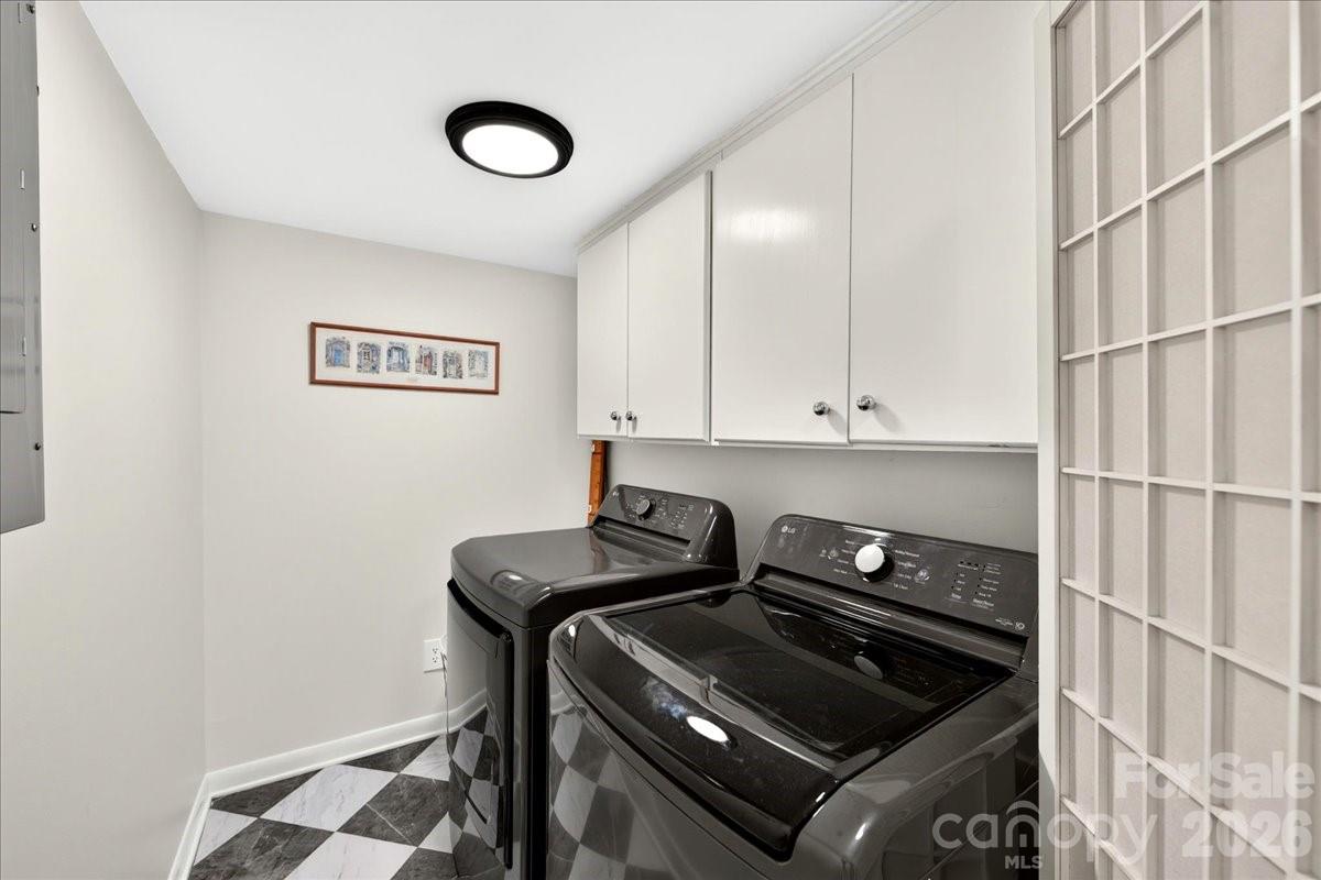5811 Sharon Road, Unit F Charlotte, NC 28210 - Photo 31 of 43
