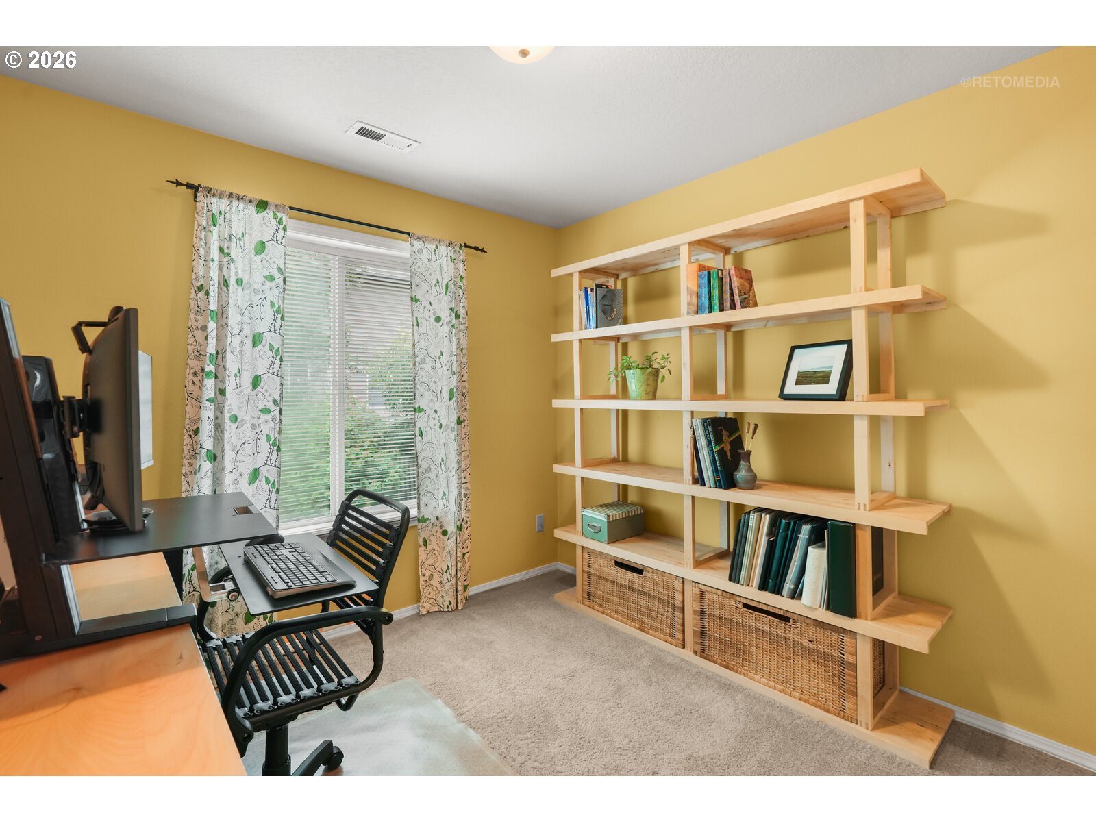 9606 Southwest 54th Avenue Portland, OR 97219 - Photo 29 of 39