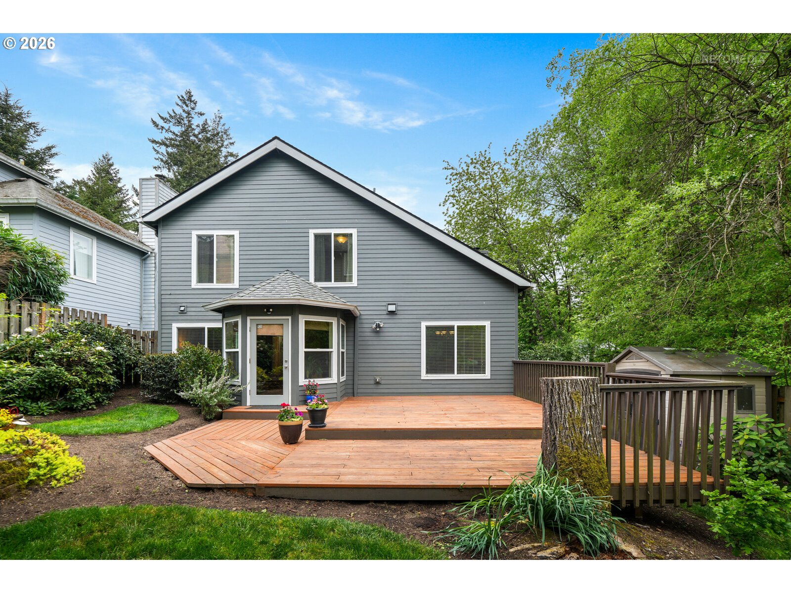 9606 Southwest 54th Avenue Portland, OR 97219 - Photo 32 of 39